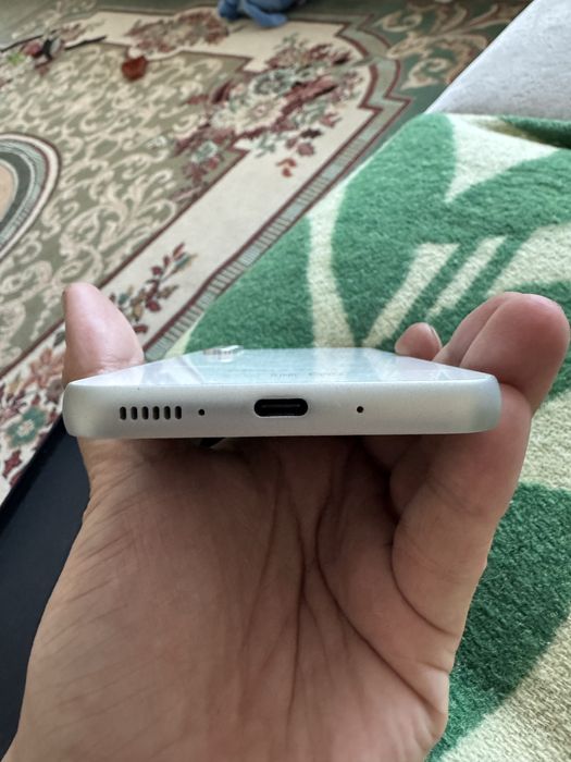 Продам Samsung A54 8/256