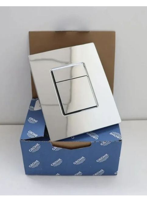 Кнопка слива унитаза GROHE