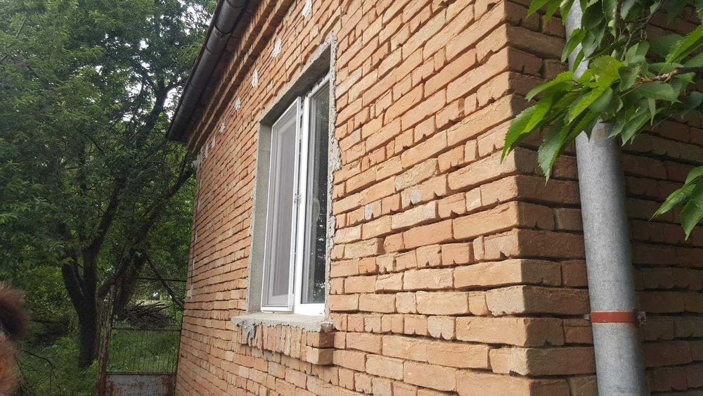Продавам къща в село червенци