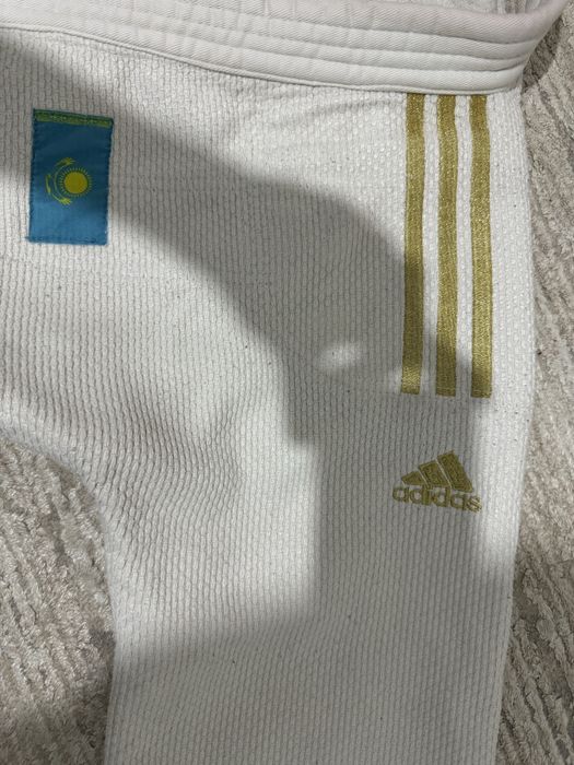 adidas champion gold 3