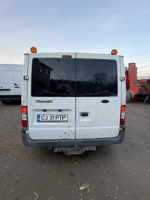 Ford Transit 8+1