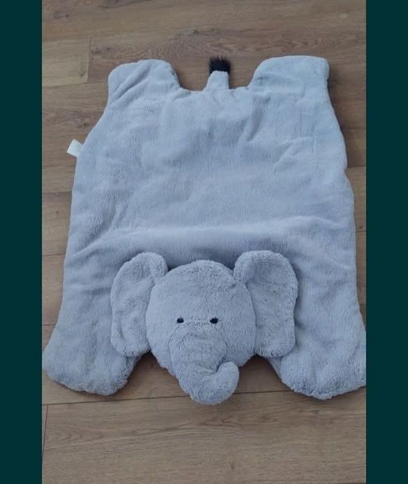 Комплект килимче/одеяло/играчки