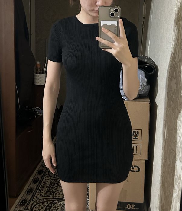 Платье черное мини, H&M