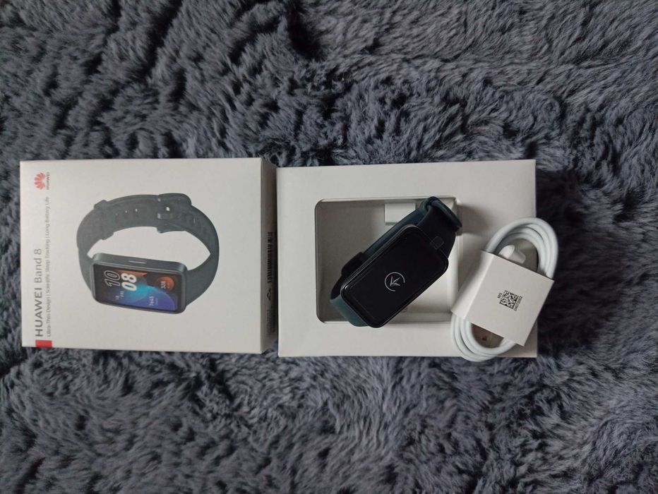 Bratara fitness Huawei Band 8 ; Smartwatch