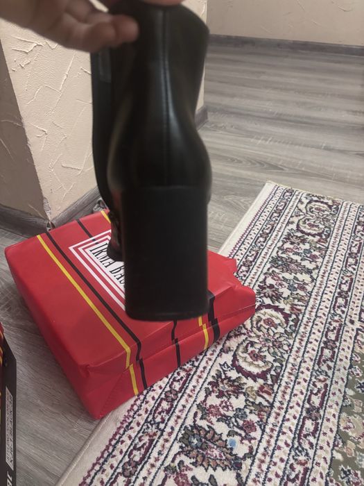 Срочно продам обувь