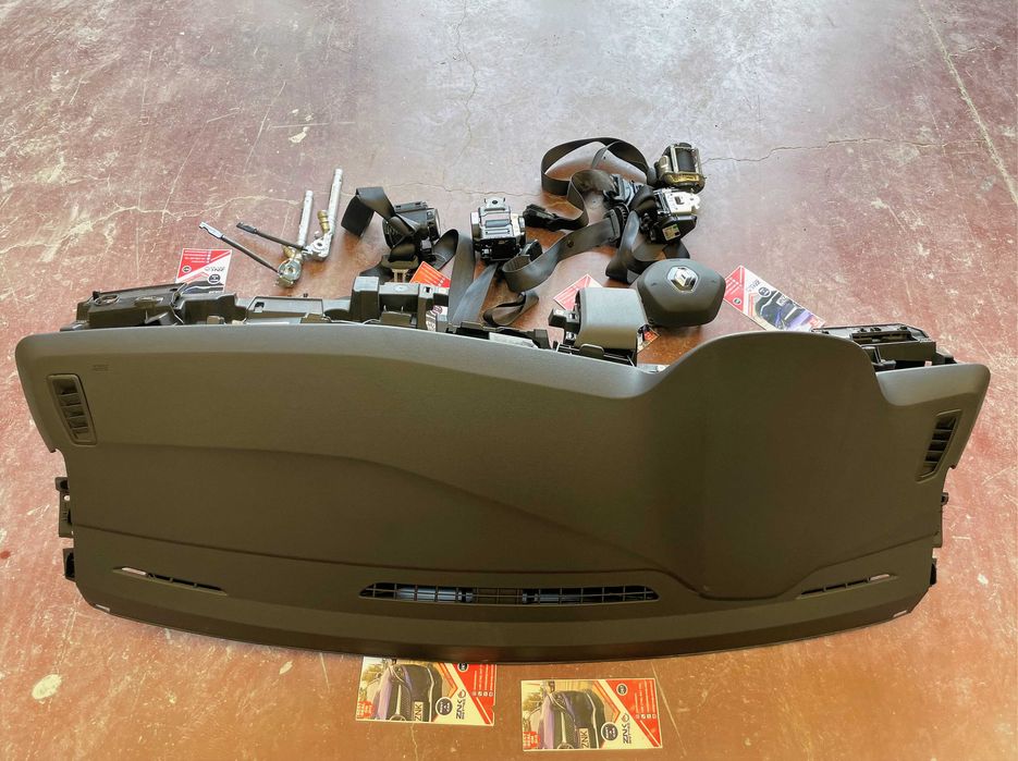Renault Clio V 5 plansa de bord kit airbag volan pasager set centuri