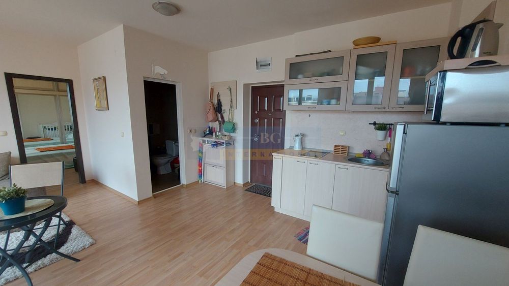 Продава се Двустаен апартамент в к.к. Слънчев бряг - 52 кв.м за 687 €/кв.м - Снимка #2