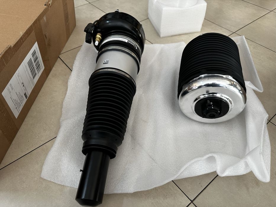 Амортисьор 850 лв възглавници 280 лв зазаден 370   . Audi  A6 C7.  A7