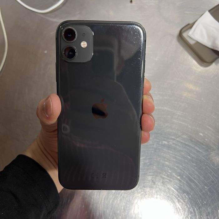 Iphone 11    2 500 000