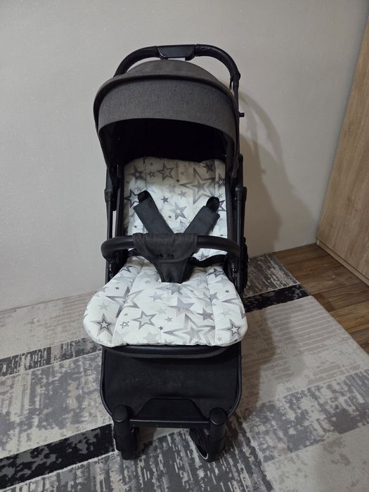 Продам детскую коляску