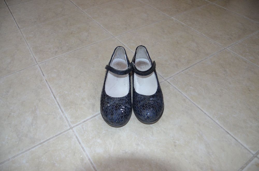 Туфли First Steps для девочки 35