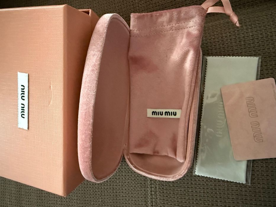 Слънчеви очила Miu Miu