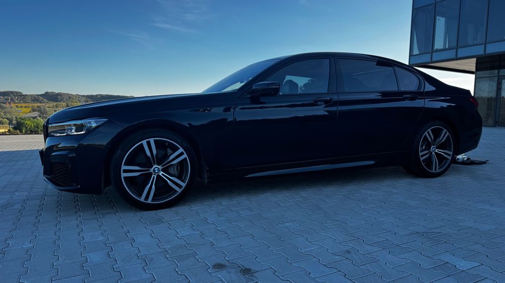 BMW 7 serie M G12