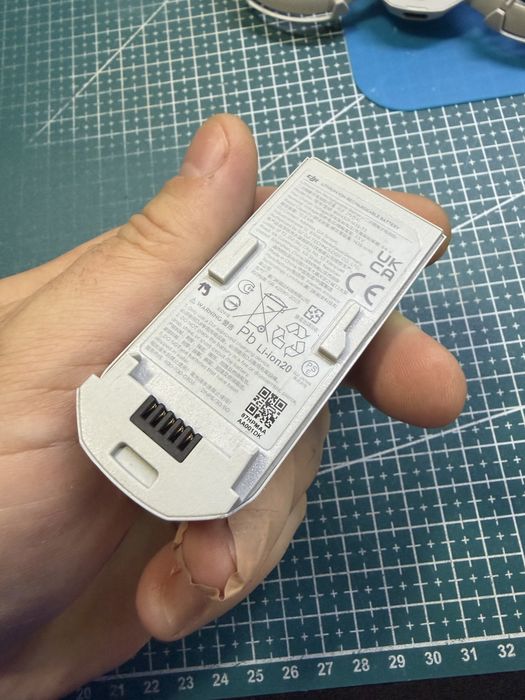 Vand baterie si piese DJI Neo