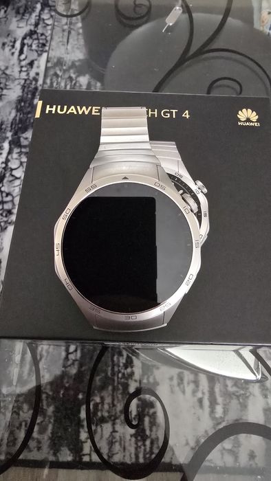Huawei watch gt4 titan