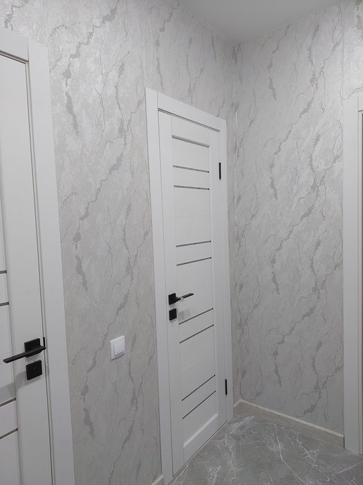 Продам обои новые