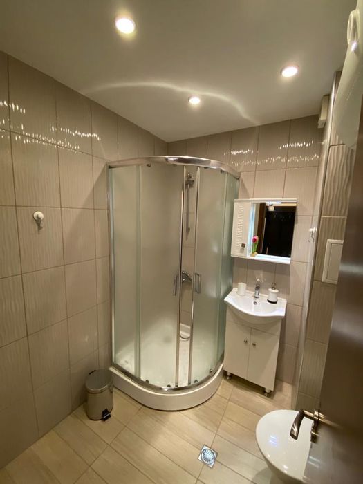 Дава се под наем Двустаен апартамент в София, Полигона - 70 кв.м за 782.85 € - Снимка #6