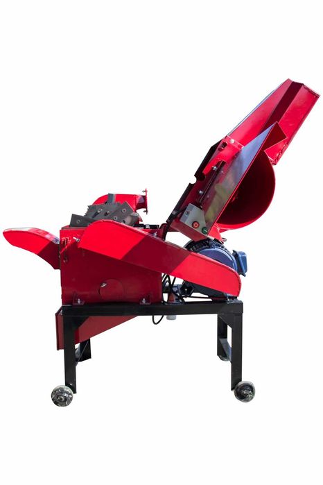 Tocator furaje UNITEH 400-30 cu turbină, motor inclus