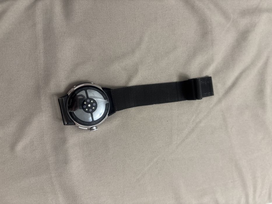 Продаю pixel watch 2