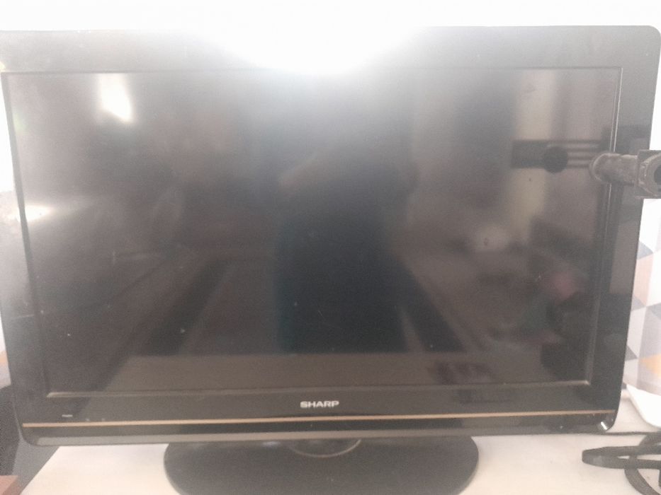 Продам телевизор SHARP