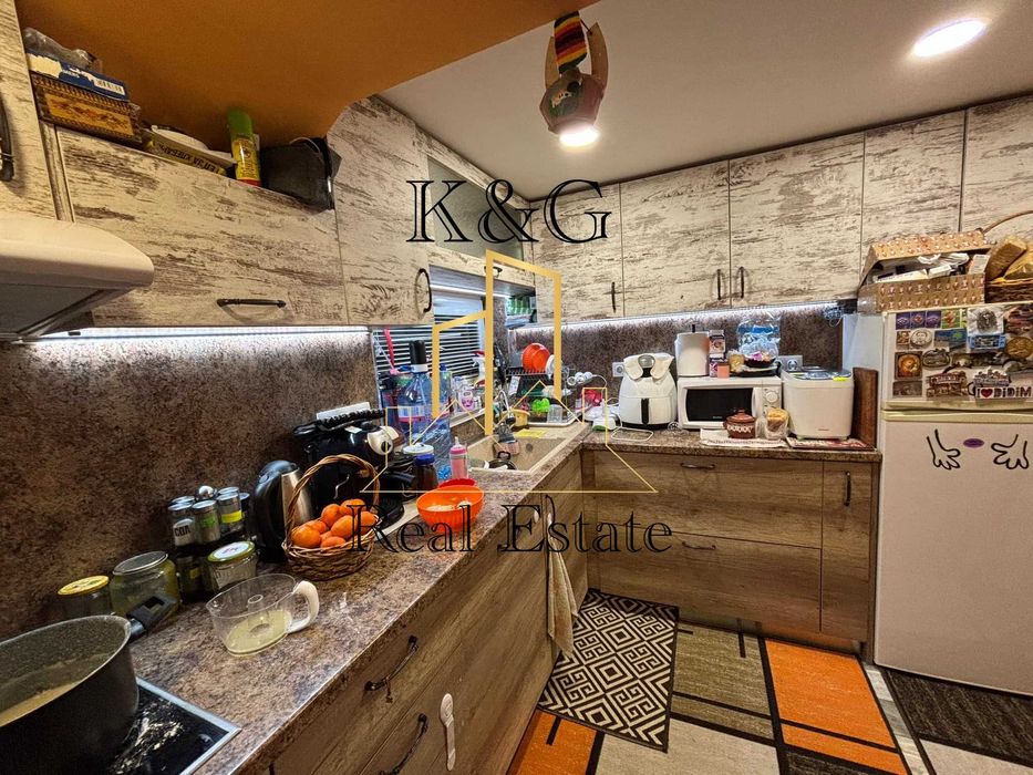 Продава се Къща в Разград, Житница - 96 кв.м за 1700 €/кв.м - Снимка #1