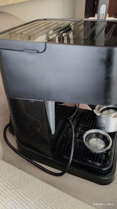 Кафемашина Делонги - DeLonghi EC230.BK
