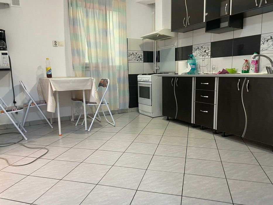 Apartament de inchiriat, 3 camere, zona Brancoveanu, sector 4