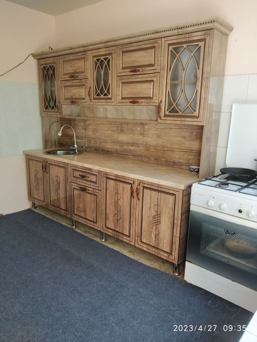 Hamma sharoitlar bor uy sotiladi