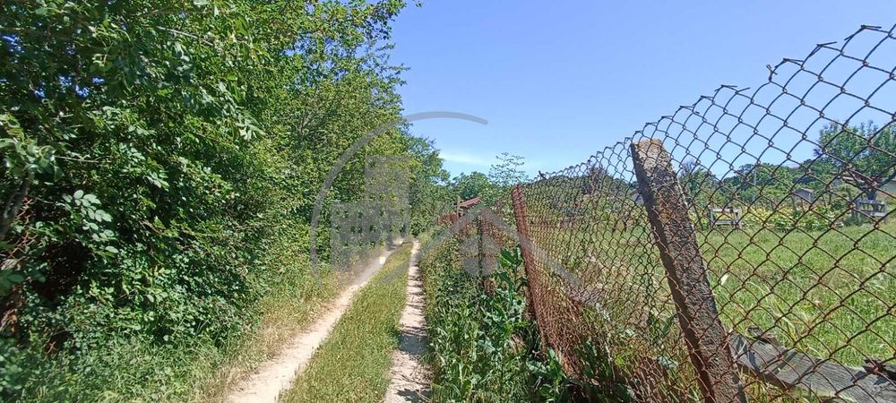 Продава се Парцел в Варна, м-т Боровец - юг - 7635 кв.м за 14 €/кв.м - Снимка #2