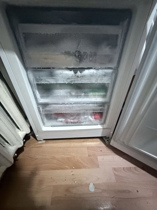 Холодильник Indesit