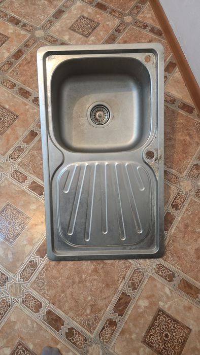 Продам раковину для кухни