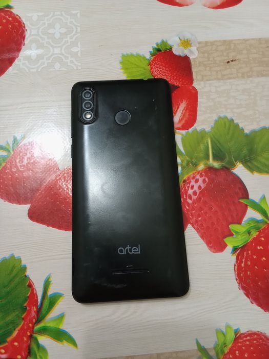 Продам свои новые Смартфона от бренда Artel