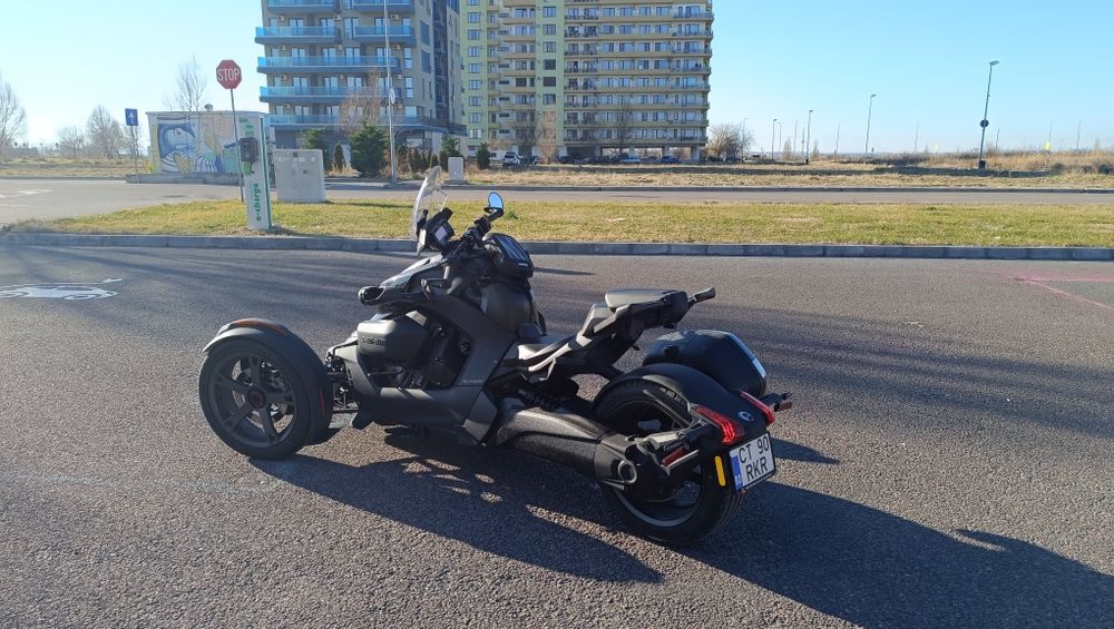 Can am Ryker 900 2022,6000 km,categoria B