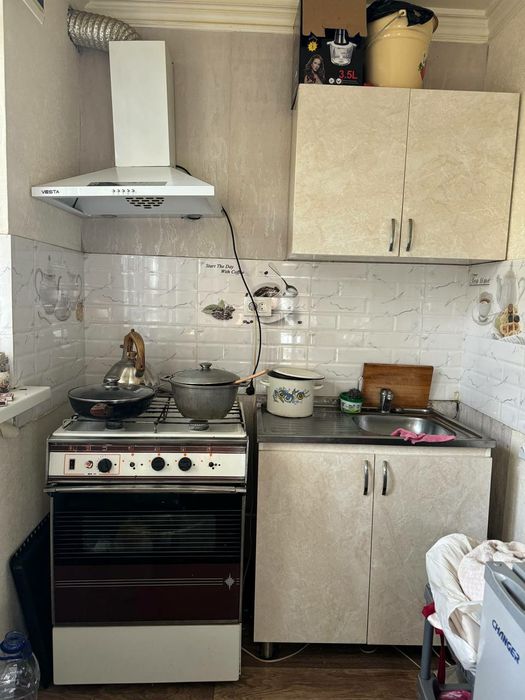 Oshxona mebeli arzon va yangidek