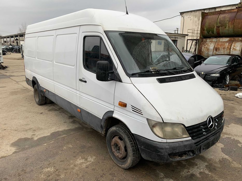 DEZMEMBREZ PIESE Mercedes SPRINTER 411 CDI 2.2 cdi 110 cp Punte Dubla 2001