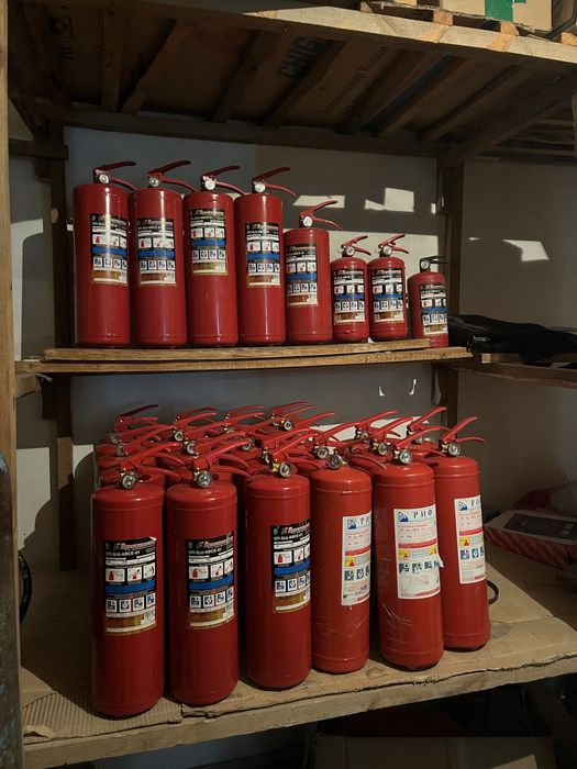 Огнетушители продам буу и новый