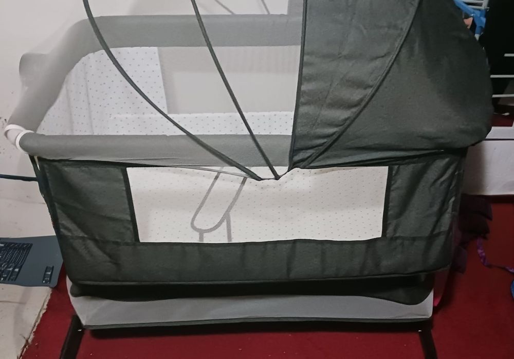 Pătuț bebeluș folosit foarte puțin