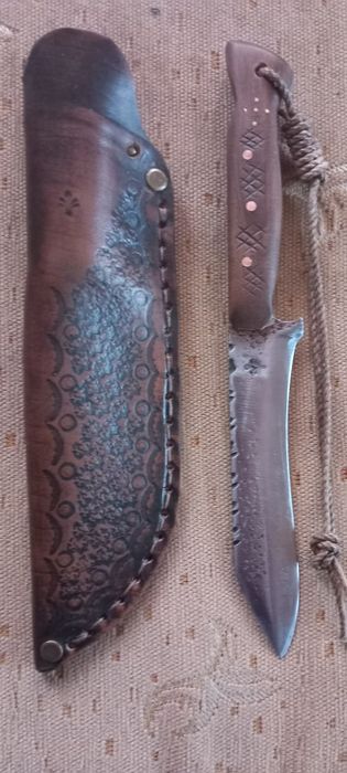 Ловен нож, ръчна изработка