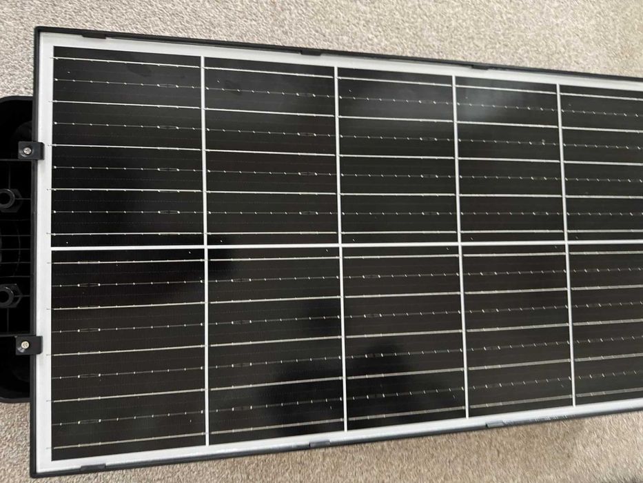 Соларна улична лампа Gefolly със сензор за движение, дистанционно