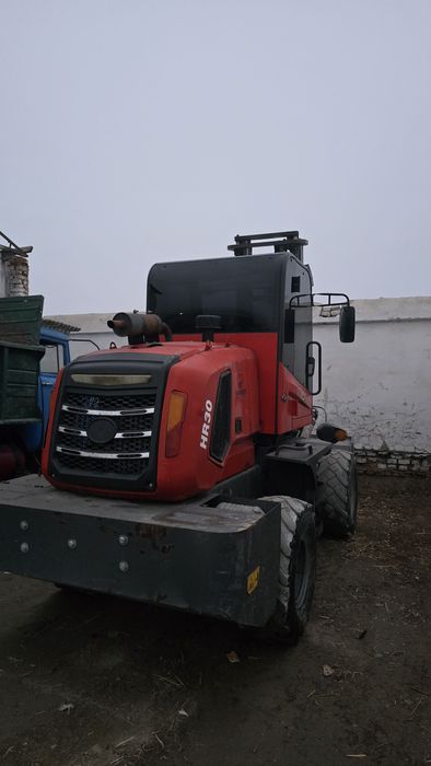 Погрузчик, кара 2в1 5тонналик