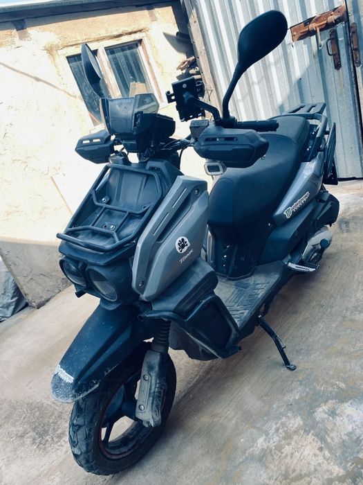 Продам Скутер Танк N10