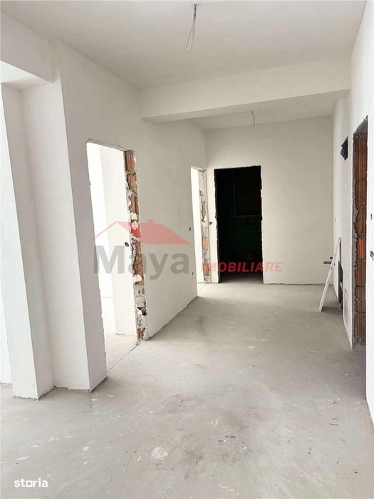Apartament 2 camere , decomandat, zona de jos