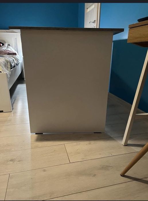 Офис бюро цвят графит