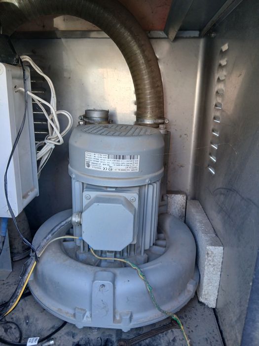 Прахосмукачка на самообслужване