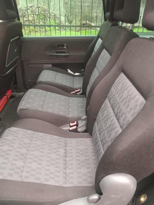 Vând Volkswagen Sharan 1.9 TDI, 116 CP , AUY, 7 locuri