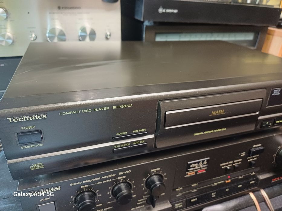 Technics SL PG370A cd player Digital Servo system