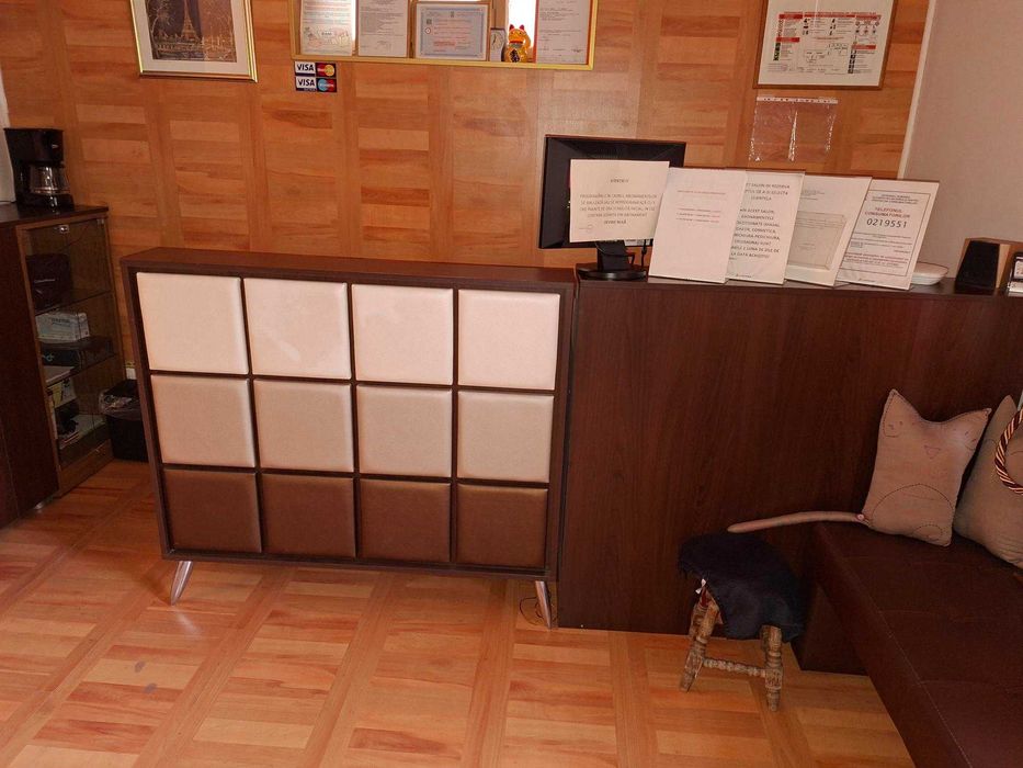 Vand receptie salon