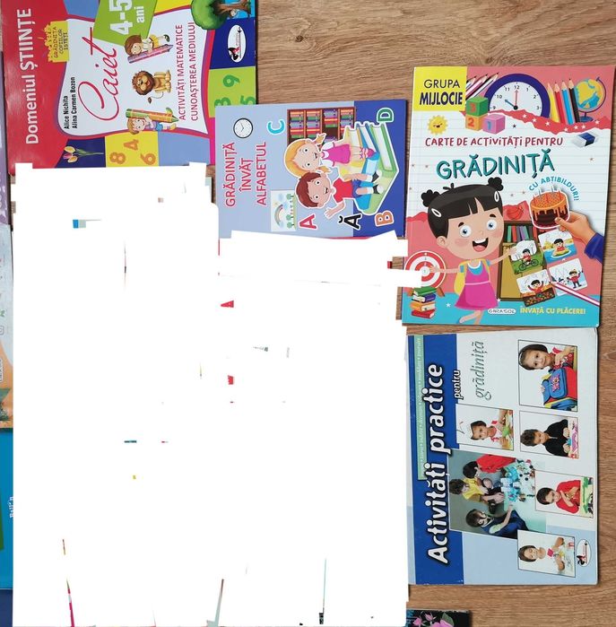 carti pentru copii si puzzle