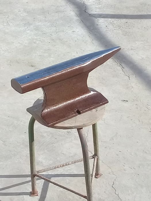 Sandal sotiladi xolati yangi