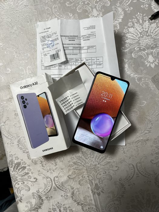 Продам SAMSUNG А32 128гб идеал